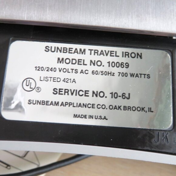 Sunbeam International Travel Iron/Garment Steamer 10069 Gray Compact Dual Voltag - Picture 6 of 16